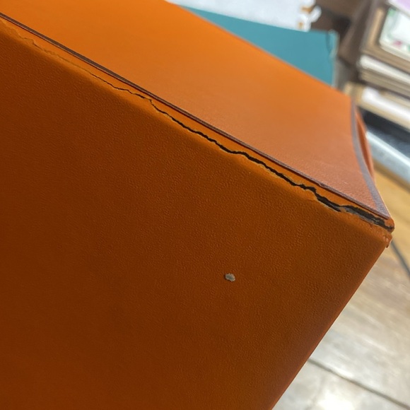 Hermes Sliding Pull-out Box - Picture 5 of 5